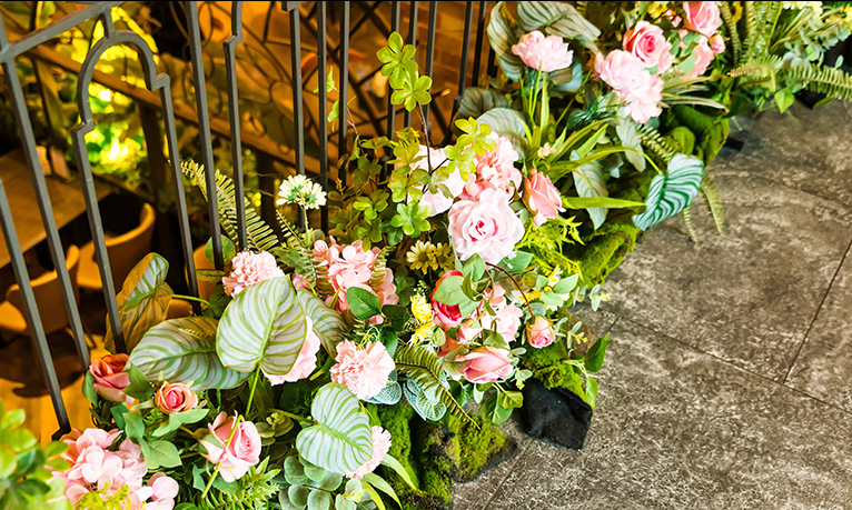 Artificial Flowers: Elegant and Long-Lasting Touches for Decoration